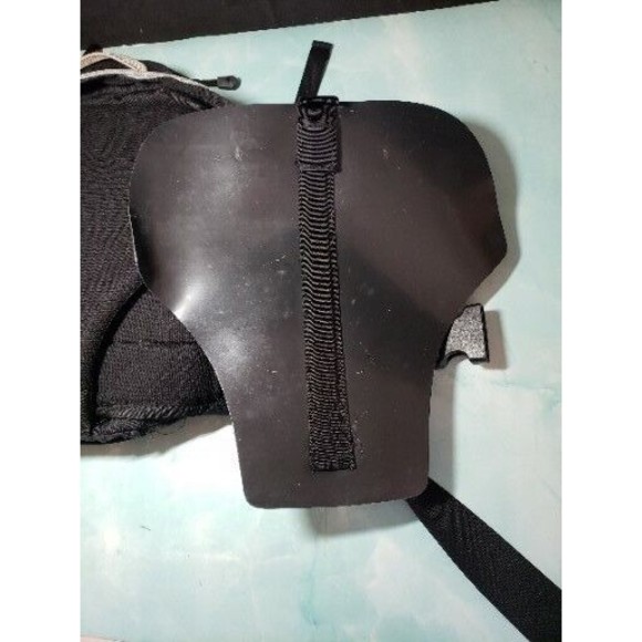 The North Face Messenger Bag Day Pack Black Waist Laptop Travel Soft Padded GUC - Picture 7 of 12